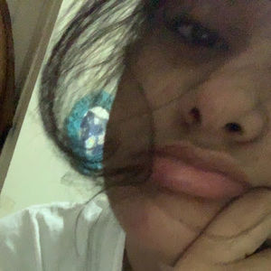 Meet your Posher, Jaylene hernandez